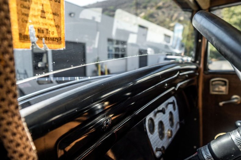 Chevrolet-Other-1931-Black-12
