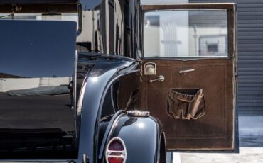 Chevrolet-Other-1931-Black-38