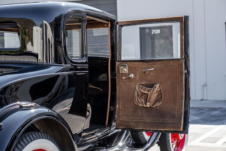 Chevrolet-Other-1931-Black-39