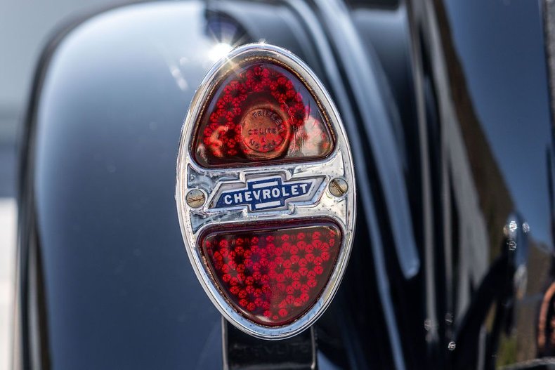 Chevrolet-Other-1931-Black-44
