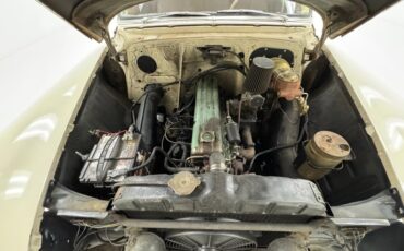 Chevrolet-Other-1954-Shoreline-Beige-Maroon-27