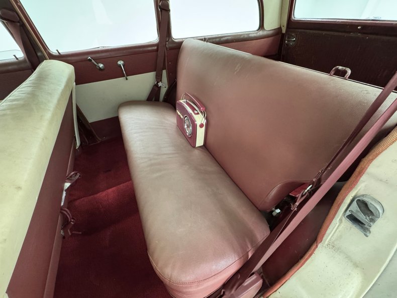 Chevrolet-Other-1954-Shoreline-Beige-Maroon-40