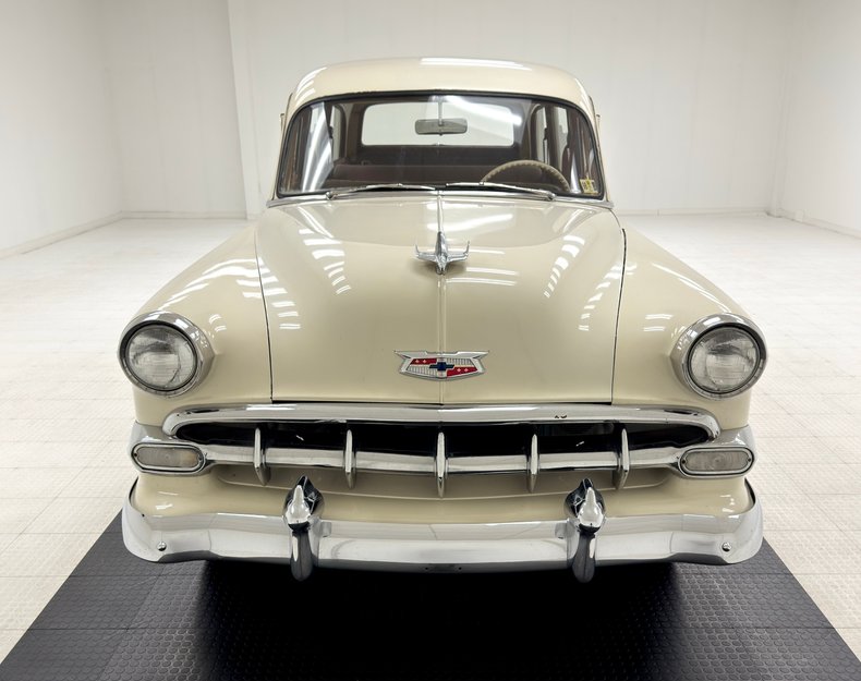 Chevrolet-Other-1954-Shoreline-Beige-Maroon-7