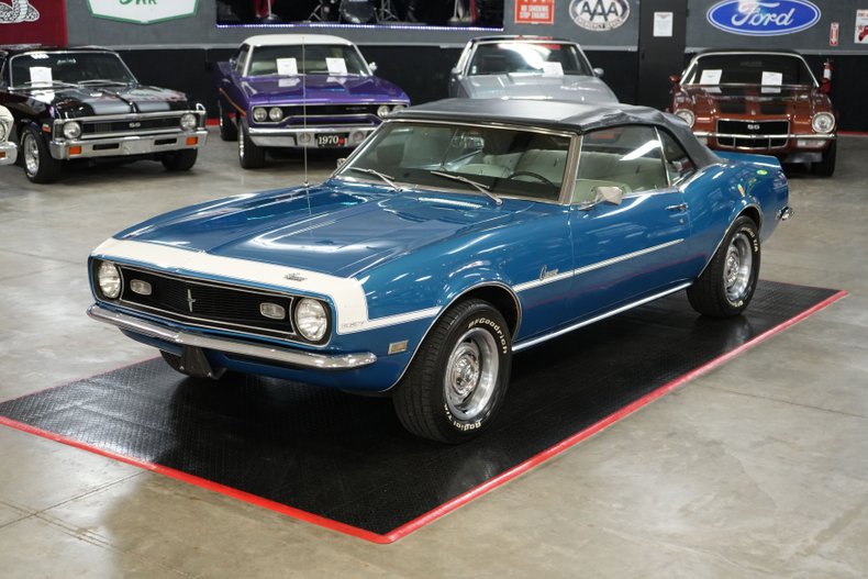 Chevrolet-Other-1968-Blue-Metallic-White-Houndstooth-17