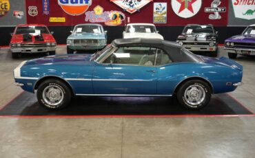 Chevrolet-Other-1968-Blue-Metallic-White-Houndstooth-18