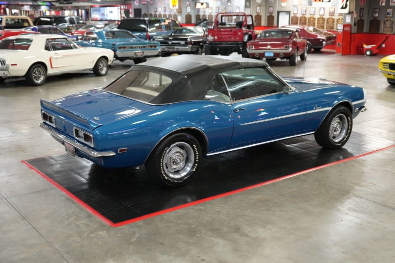 Chevrolet-Other-1968-Blue-Metallic-White-Houndstooth-21