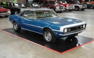 Chevrolet-Other-1968-Blue-Metallic-White-Houndstooth-23