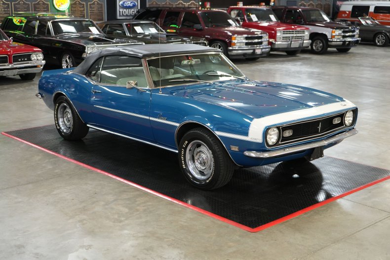Chevrolet-Other-1968-Blue-Metallic-White-Houndstooth-23