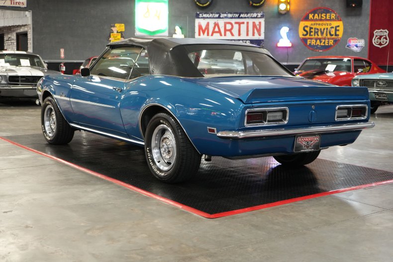 Chevrolet-Other-1968-Blue-Metallic-White-Houndstooth-27