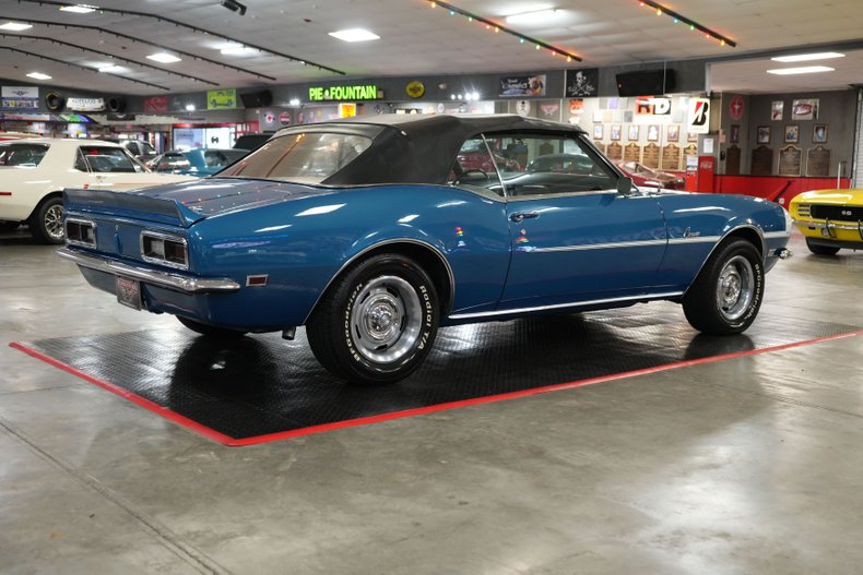 Chevrolet-Other-1968-Blue-Metallic-White-Houndstooth-29