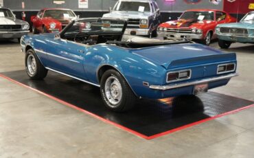 Chevrolet-Other-1968-Blue-Metallic-White-Houndstooth-3