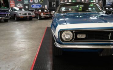 Chevrolet-Other-1968-Blue-Metallic-White-Houndstooth-34
