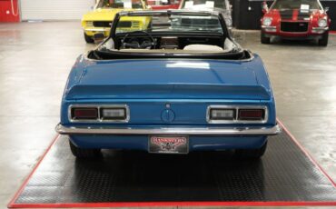 Chevrolet-Other-1968-Blue-Metallic-White-Houndstooth-4