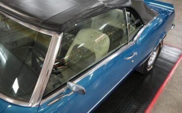 Chevrolet-Other-1968-Blue-Metallic-White-Houndstooth-42
