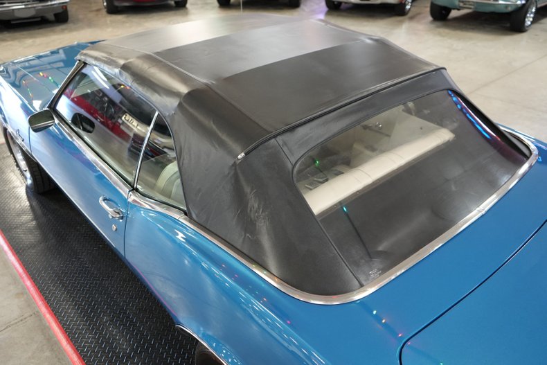 Chevrolet-Other-1968-Blue-Metallic-White-Houndstooth-44