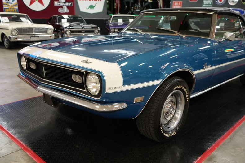 Chevrolet-Other-1968-Blue-Metallic-White-Houndstooth-49