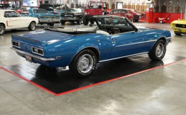 Chevrolet-Other-1968-Blue-Metallic-White-Houndstooth-5