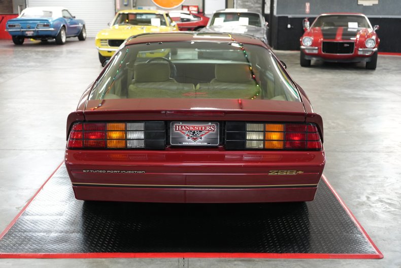Chevrolet-Other-1987-Burgundy-Tan-4
