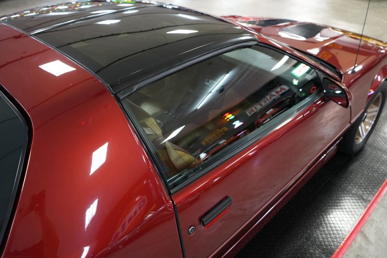 Chevrolet-Other-1987-Burgundy-Tan-42
