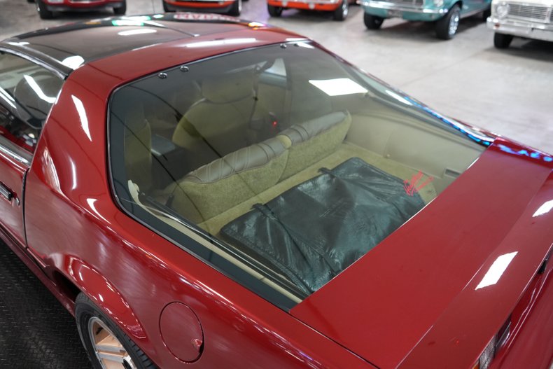 Chevrolet-Other-1987-Burgundy-Tan-48