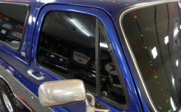 Chevrolet-Other-1989-Blue-Metallic-Gray-14