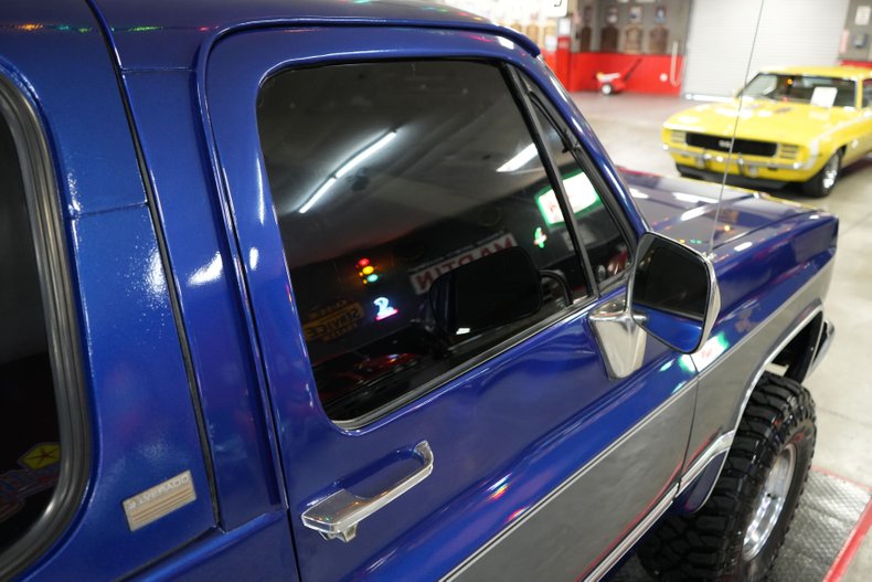 Chevrolet-Other-1989-Blue-Metallic-Gray-15