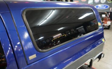 Chevrolet-Other-1989-Blue-Metallic-Gray-18