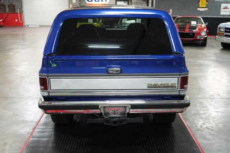 Chevrolet-Other-1989-Blue-Metallic-Gray-33
