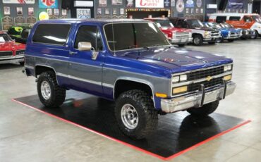 Chevrolet-Other-1989-Blue-Metallic-Gray-34