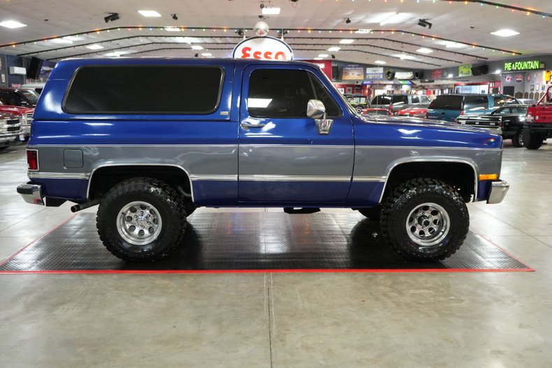 Chevrolet-Other-1989-Blue-Metallic-Gray-6