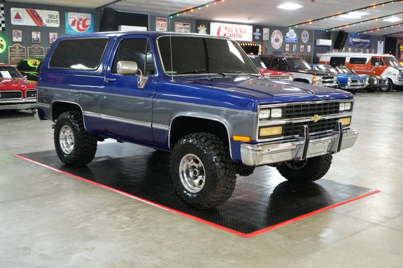 Chevrolet-Other-1989-Blue-Metallic-Gray-7