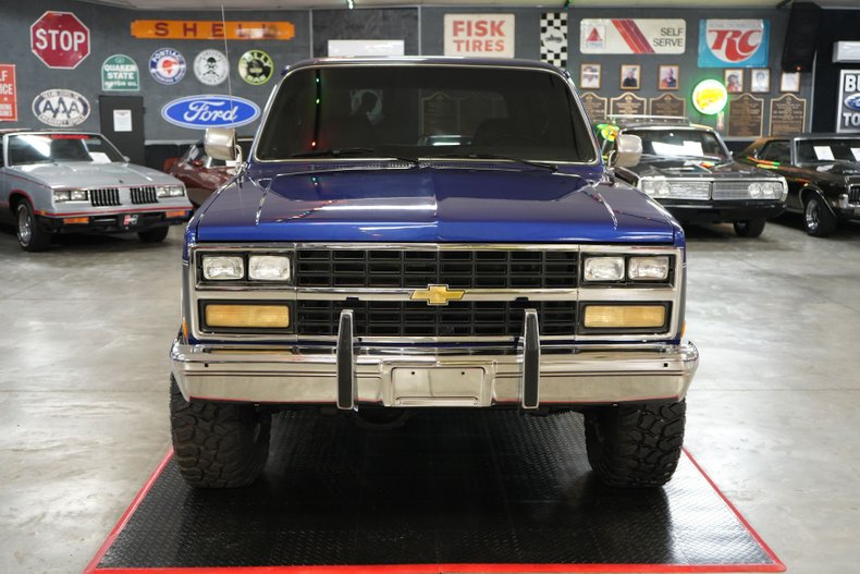Chevrolet-Other-1989-Blue-Metallic-Gray-8