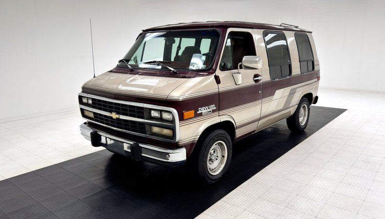 Chevrolet-Other-1993-Beige-Metallic-Tan-12