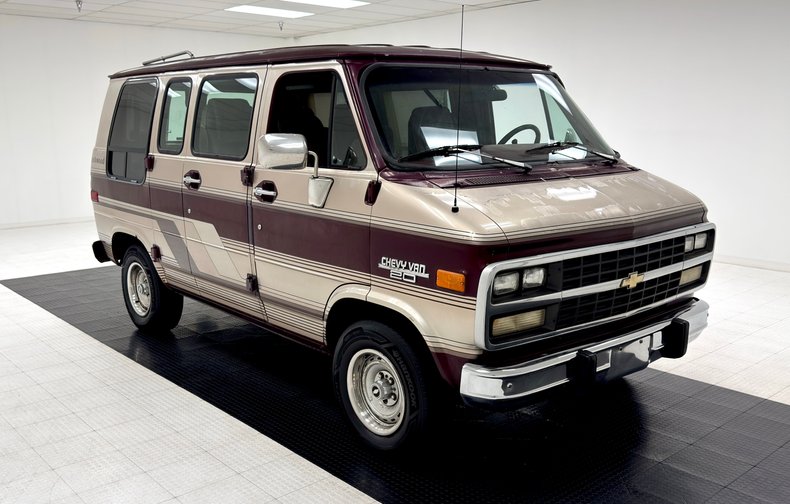 Chevrolet-Other-1993-Beige-Metallic-Tan-14
