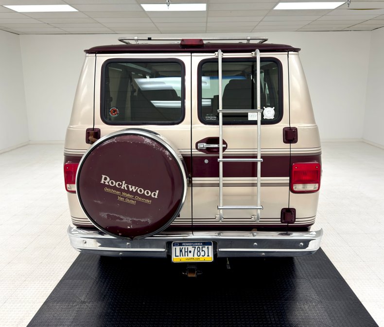 Chevrolet-Other-1993-Beige-Metallic-Tan-21