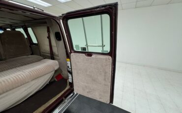 Chevrolet-Other-1993-Beige-Metallic-Tan-5