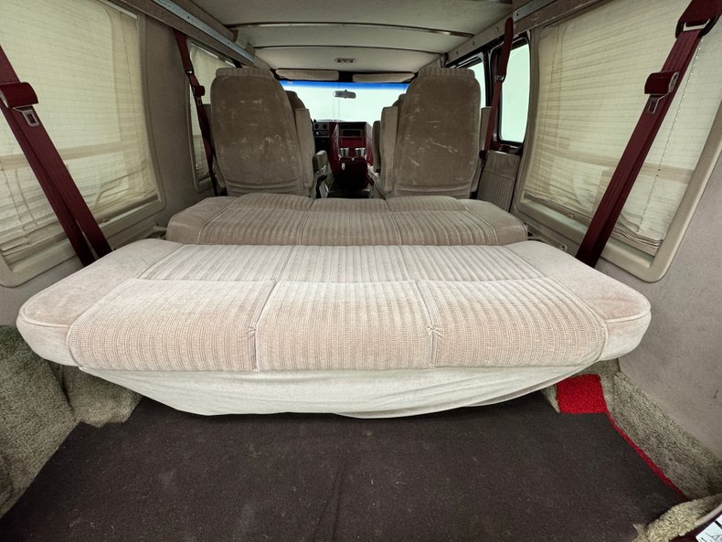 Chevrolet-Other-1993-Beige-Metallic-Tan-8