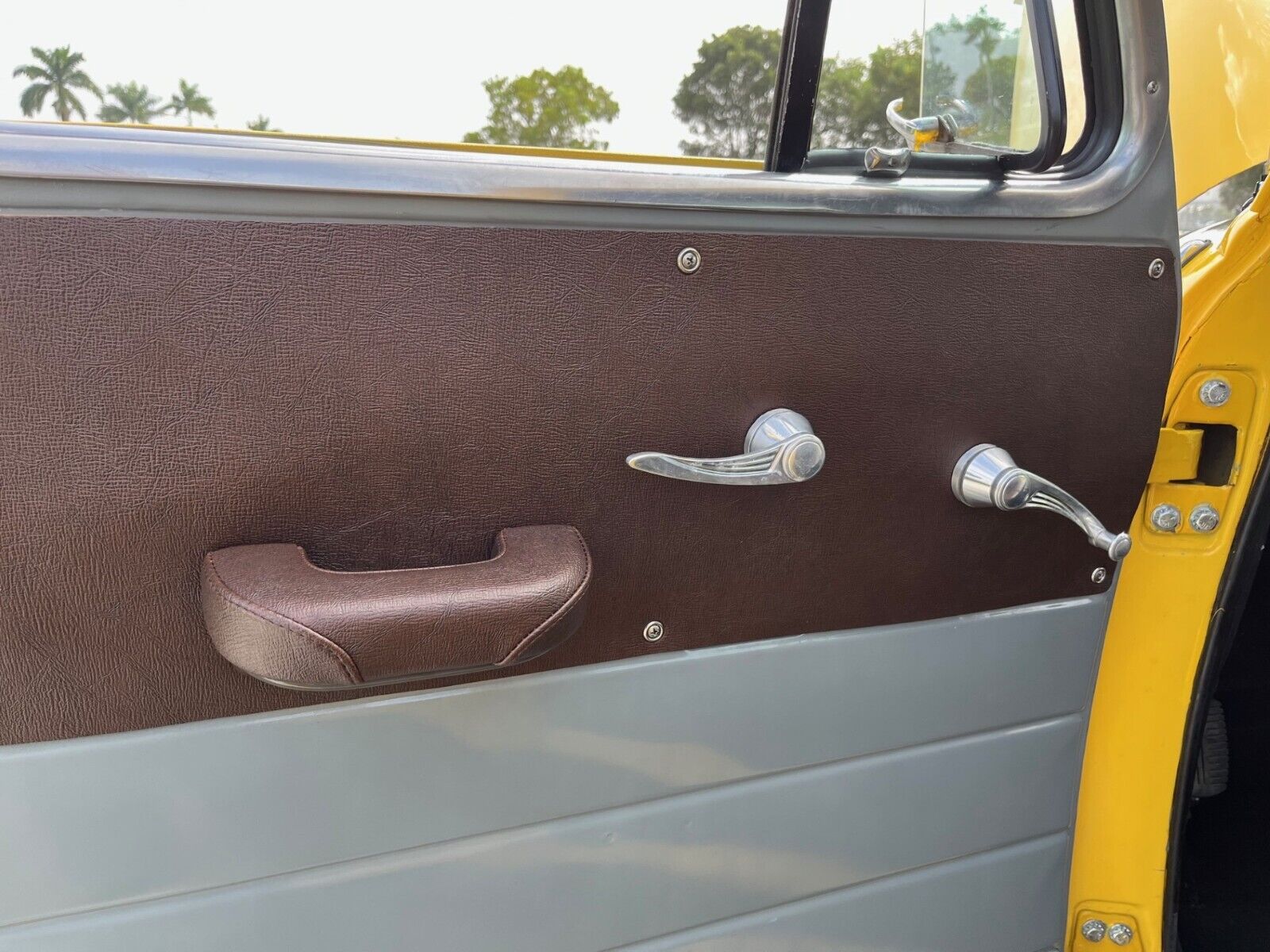 Chevrolet-Other-Pickups-1951-12