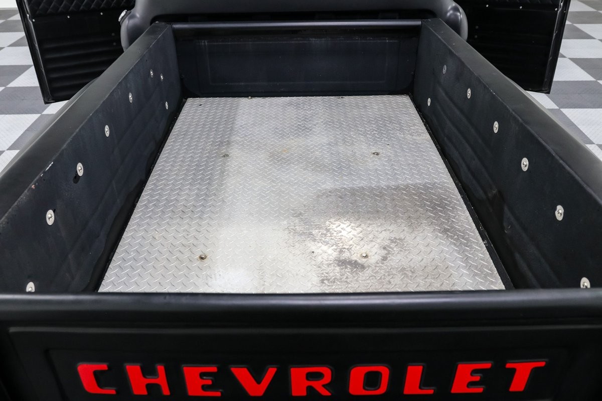 Chevrolet-Other-Pickups-1957-Pickup-Truck-22