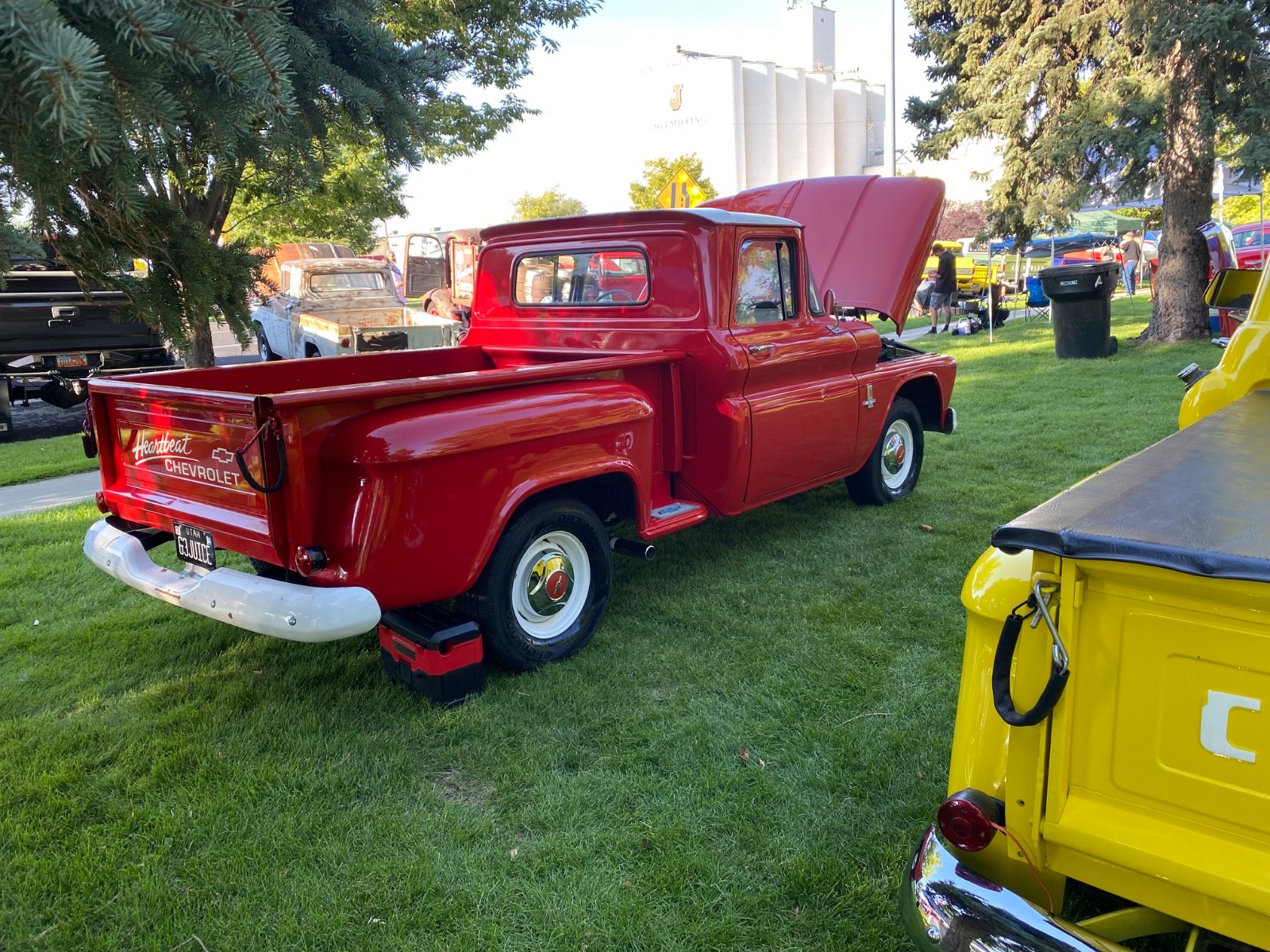 Chevrolet-Other-Pickups-1963-Standard-Cab-Pickup-2