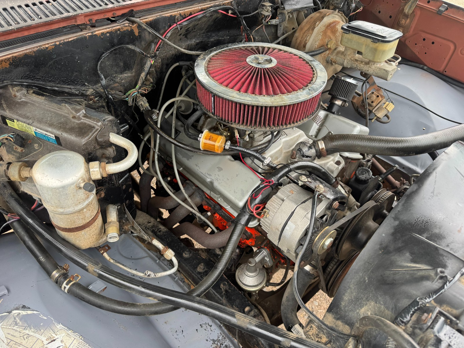 Chevrolet-Other-Pickups-1981-2-Dr-12