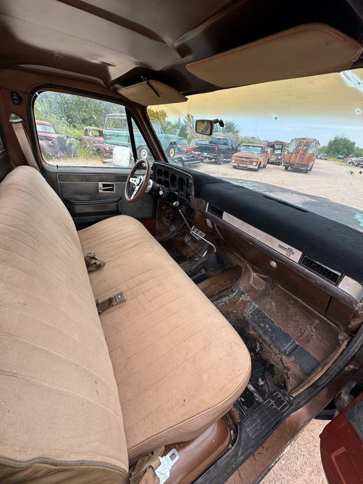 Chevrolet-Other-Pickups-1981-2-Dr-20