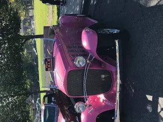 Chevrolet-Other-chevrolet-models-1932-Pink-Tan-11