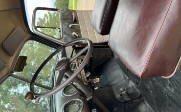 Chevrolet-Other-chevrolet-models-1952-Red-Brown-9
