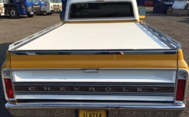 Chevrolet-Other-chevrolet-models-1972-Gold-Beige-2