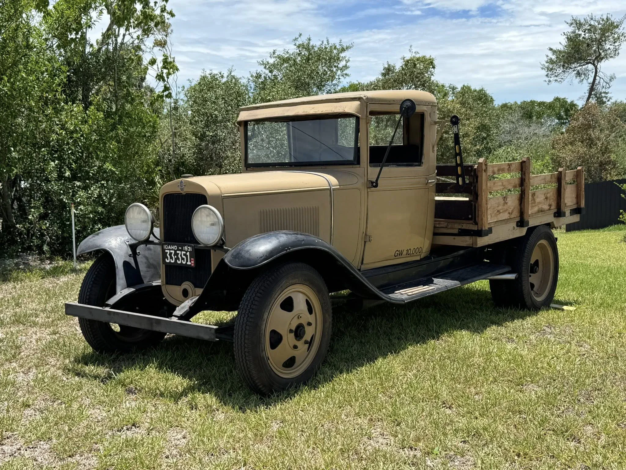 Chevrolet-Pickup-1931-Tan-Tan-1
