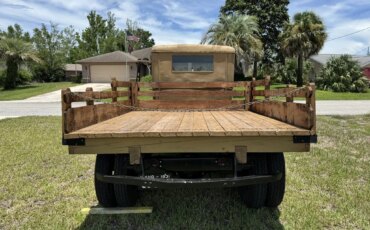 Chevrolet-Pickup-1931-Tan-Tan-18