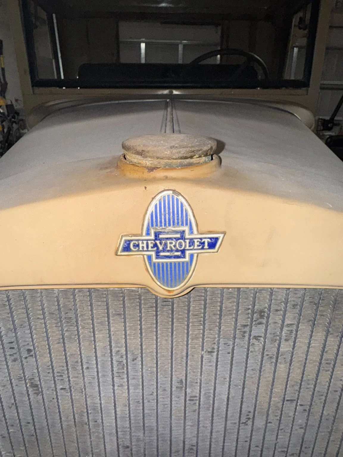 Chevrolet-Pickup-1931-Tan-Tan-23