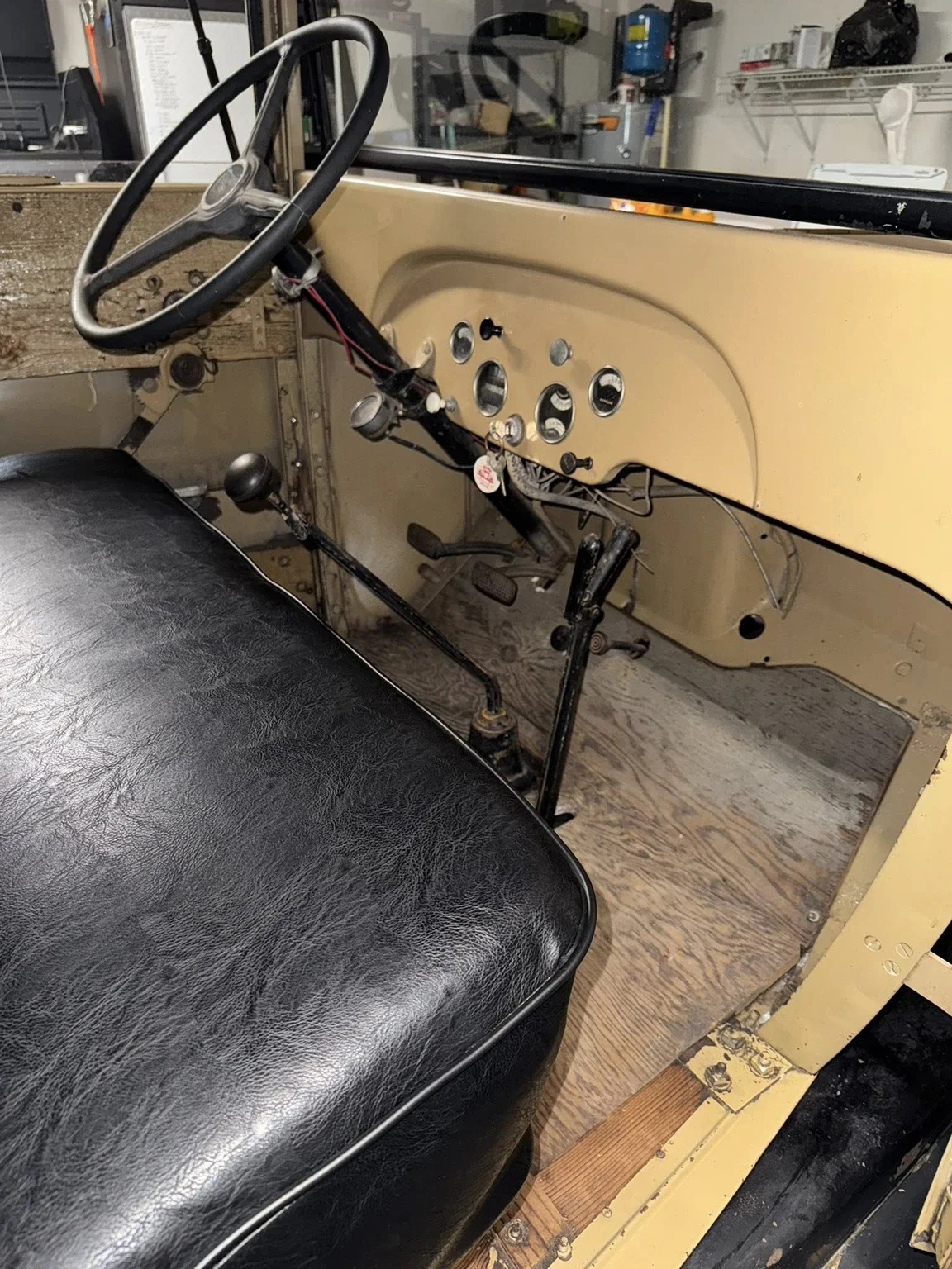 Chevrolet-Pickup-1931-Tan-Tan-31