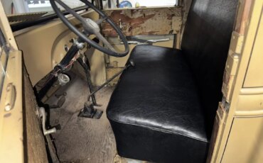 Chevrolet-Pickup-1931-Tan-Tan-32